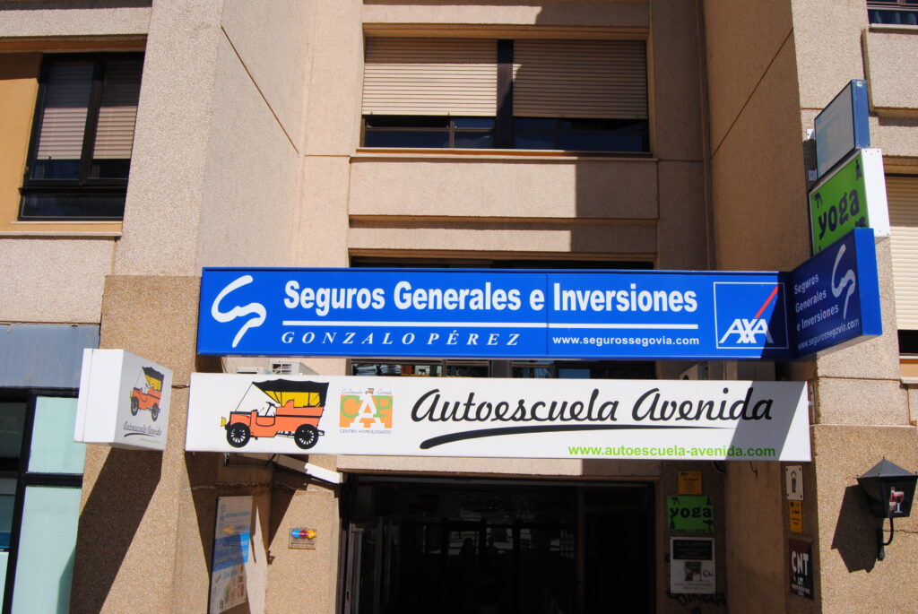 Seguros de vida AXA en Segovia